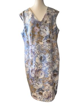 Calvin Klein Sleeveless V-Neck Floral Midi Dress in Light Blue and Beige